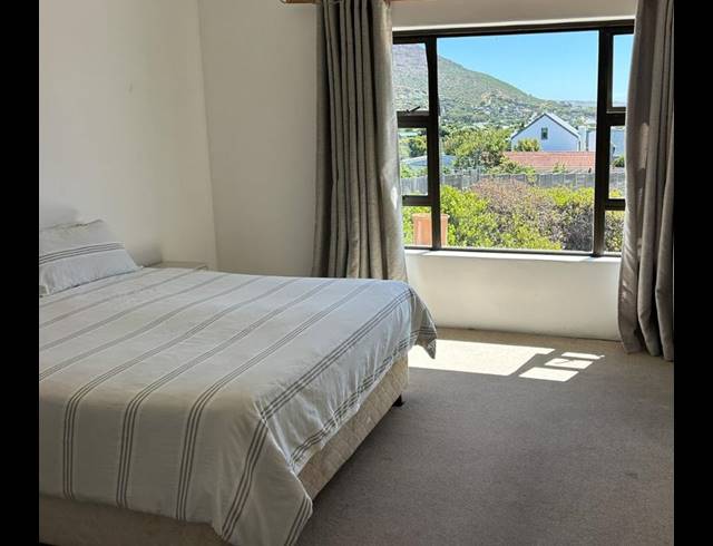 5 BEDROOM HOUSE FOR SALE IN CAPRI